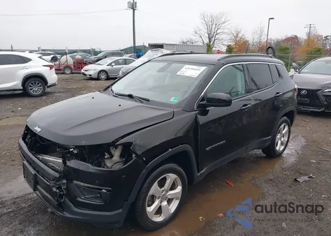 2018 Jeep Compass Latitude 4X4 из США, поврежденный, VIN 3C4NJDBB8JT360467